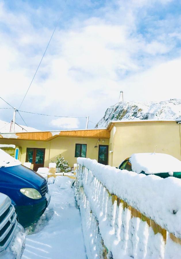 Guesthouse And Cottage Nicolo Kazbegi Dış mekan fotoğraf