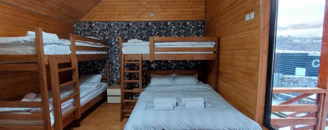 Guesthouse And Cottage Nicolo Kazbegi Dış mekan fotoğraf