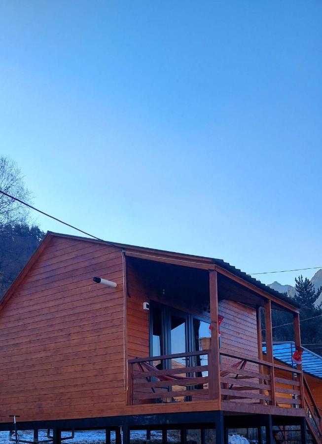 Guesthouse And Cottage Nicolo Kazbegi Dış mekan fotoğraf